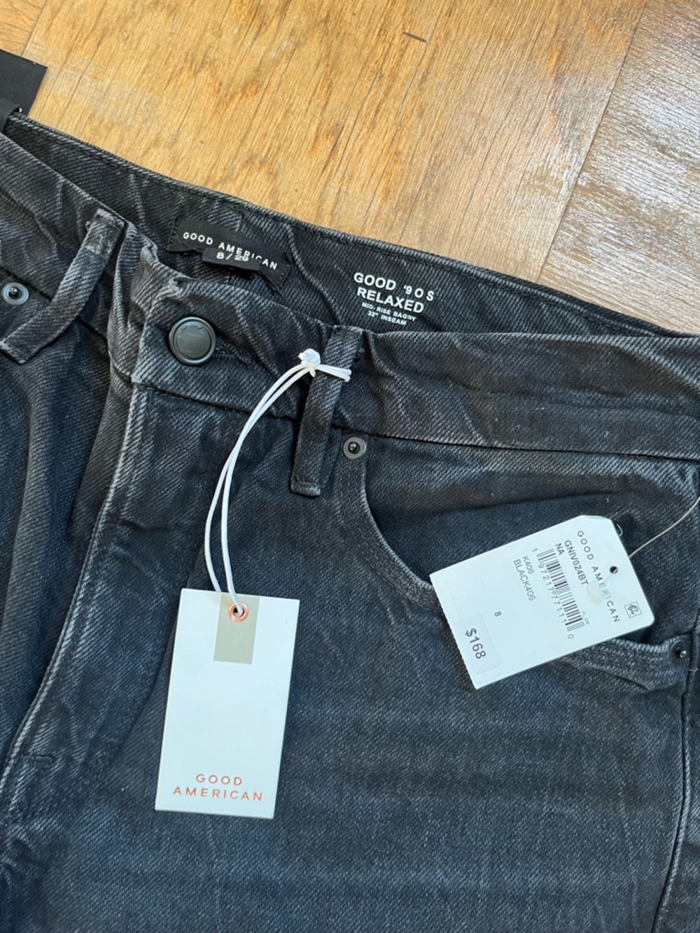 Good American Good 90s Relaxed Jeans - Picture 2 of 6